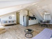 Apartments Life - Two Bedroom Apartment with Balcony and Sea View