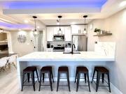 1 Block from the Beach 2BR 2BA Newly Renovated