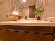 Comodo y equipado departamento en la Av Juan de la Rosa