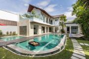 Spacious 4BR Villa with Pool in Central Seminyak