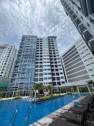 Exec 1BR One Manchester Place with pool, beach pass is P 350 pp
