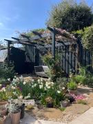 Beautiful double room B&B great location homeshare Edinburgh