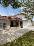 Casa Miriam - Casa En Miramar Para 4 PAX Con Cochera - Hola Sur