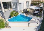 Apartment Sasso Bianco with the Private Pool