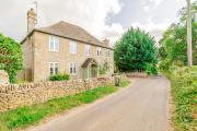 Farmhouse Retreat, 4 Bed, Pet Friendly