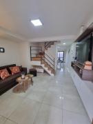 Depto triplex frente el lago