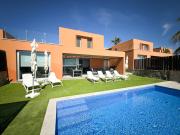 Paradise Island by CanaryScape