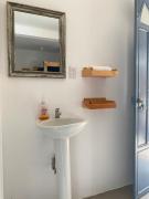 Top San Juan La Laguna