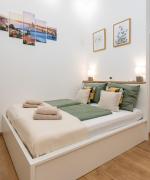 Cozy Vibes K106 by B&Z