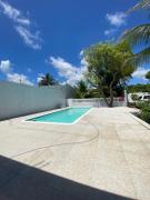 Casa a beira mar em Itamaracá com piscina