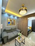 Gray Room Shore 2 Residences