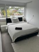 3 bedroom House great views