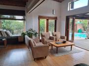 Scarborough Seagulls Rest