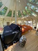 The Hideout - Stargazing Glamping Swim Oasis
