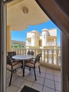 2BED FLAT WITH BIG LOUNGE&POOL!5min WALK TO BEACH!