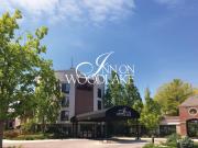 Inn on Woodlake Inn on Woodlake
