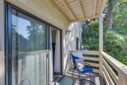 1 Mi to Beach, Pool Access Hilton Head Island Gem