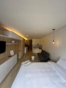 Apartaestudio con Jacuzzi privado y vista a las montanas!