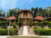 Sunrise Sea Hill Cottages