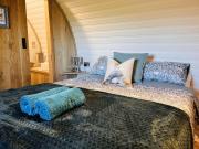 Top Llansantffraid-ym-Mechain