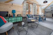 Chalet Renard Fou -Luxury 2 Bedroom Apartment