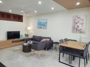 The Delice house near Train street, old Quarter