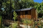 Cabane en bois pour 5 personnes avec espace extérieur privatif et climatisation Cabane en bois pour 5 personnes avec espace extérieur privatif et climatisation