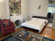 Large Double Bedroom 10 minutes to Central London