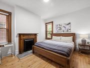Oakland, Pittsburgh !D Modern and Stylish Private Bedroom with Shared Bathroom