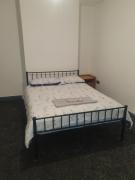 Double bed rooms in Meadowhall, Tinsley