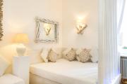 Charming Colosseo Apartment