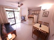 Riviera de São Lourenço Apto Completo com Churrasqueira Serviço de Praia Piscina aquecida Sauna salão de jogos e quadra