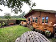 The Hive - A Cosy, Pet Friendly, Rural Log Cabin with far reaching views