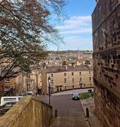 Historic 3 double bed whole house by castle