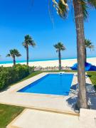 فيلا أول صف على البحر مارينا 5الساحل الشمالي 7 غرف كود 88