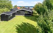 3 Bedroom Stunning Home In Strøby