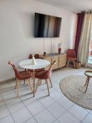 Appartement vue mer avec piscine