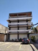 Apartamento bem localizado com garagem