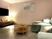 Lightplace - Boxspring - Parkplatz - Netflix