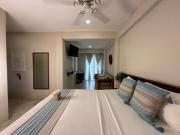 Noah Beach Hotel & Suites