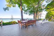 Top Suttons Bay