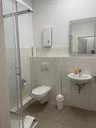 G- Seestr 9 mit eigener Dusche und WC