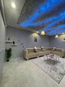 شقة أنيقة بمدخل خاص وكراج