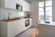 Airy and Stylish 1BD Flat ile Saint-Louis