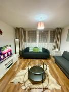 Central London 3 Bedroom flat, Oxford Circus, W1W