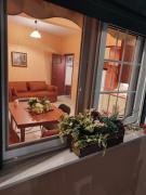 Top Akamatra Top Akamatra