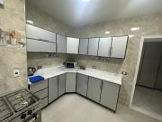 شقة للايجار 280متر 4 غرف 3 حمام منهم غرفة ماستر بالحمام وصاله كبيرة