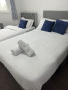 1BR Hideaway Near NEC & Resorts World - Ideal for Travelers