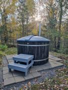 Viihtyisä huvila saunalla Korpilammella