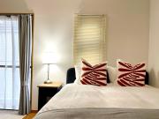 新宿一站5分钟-303-餐馆购物街-安静品质公寓-直达皇居秋叶原